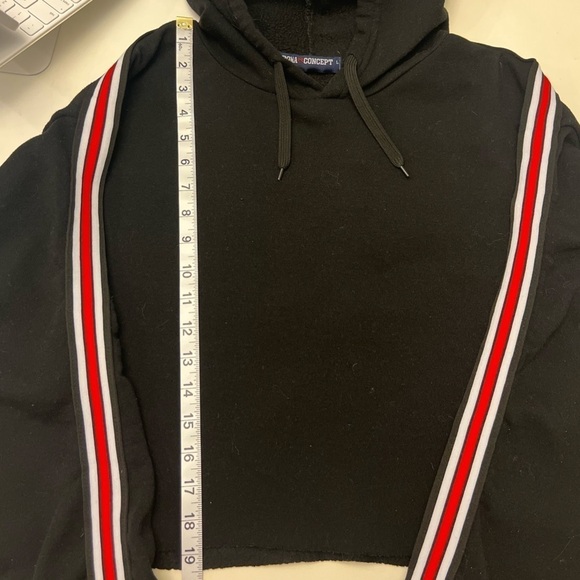 Roma Concept - Black Cropped Hoodie with Red strips - Size Large - Picture 7 of 9